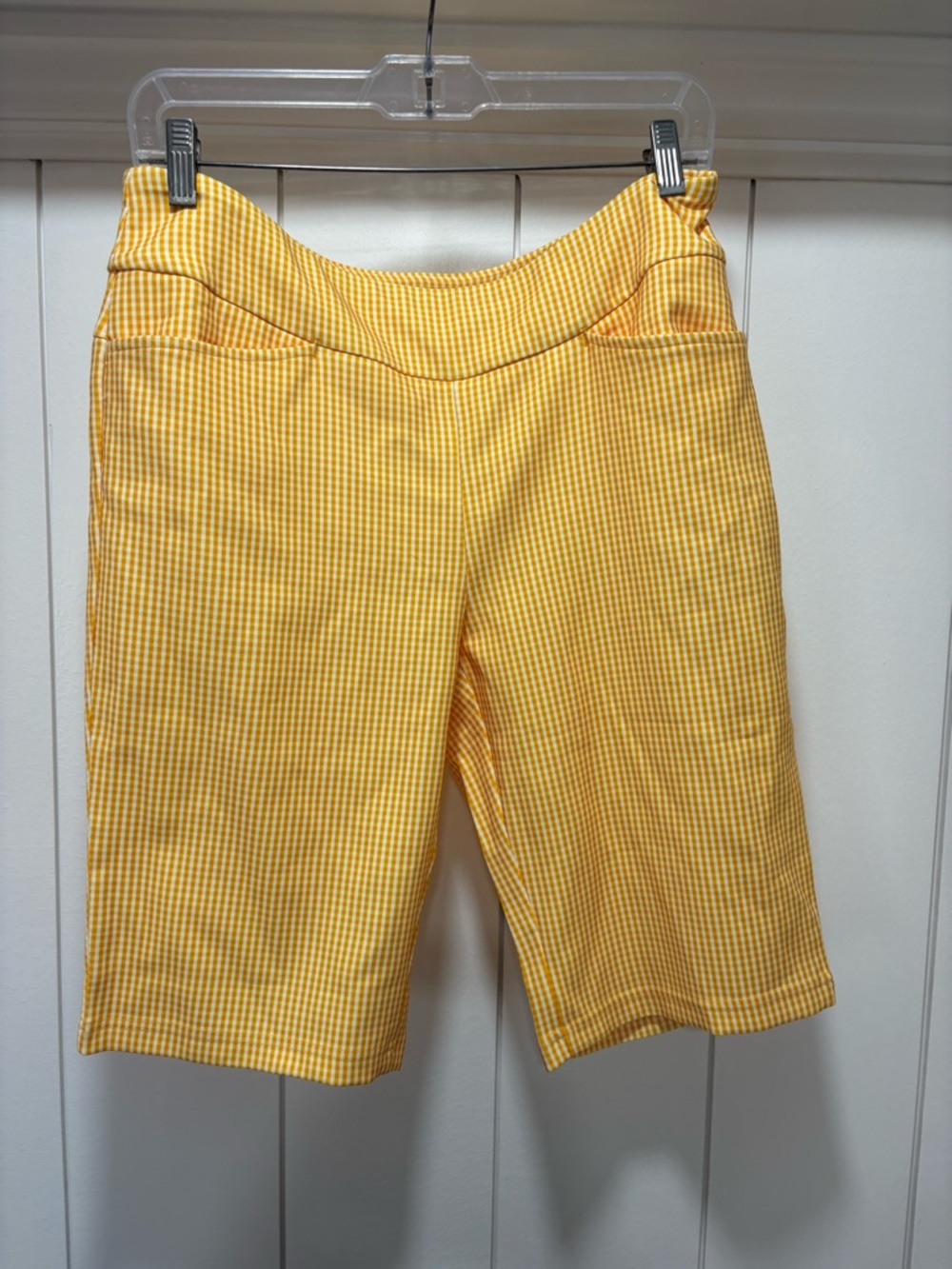 Acegolfs Women's Size Large  Yellow Checkered Golf shorts High Waisted